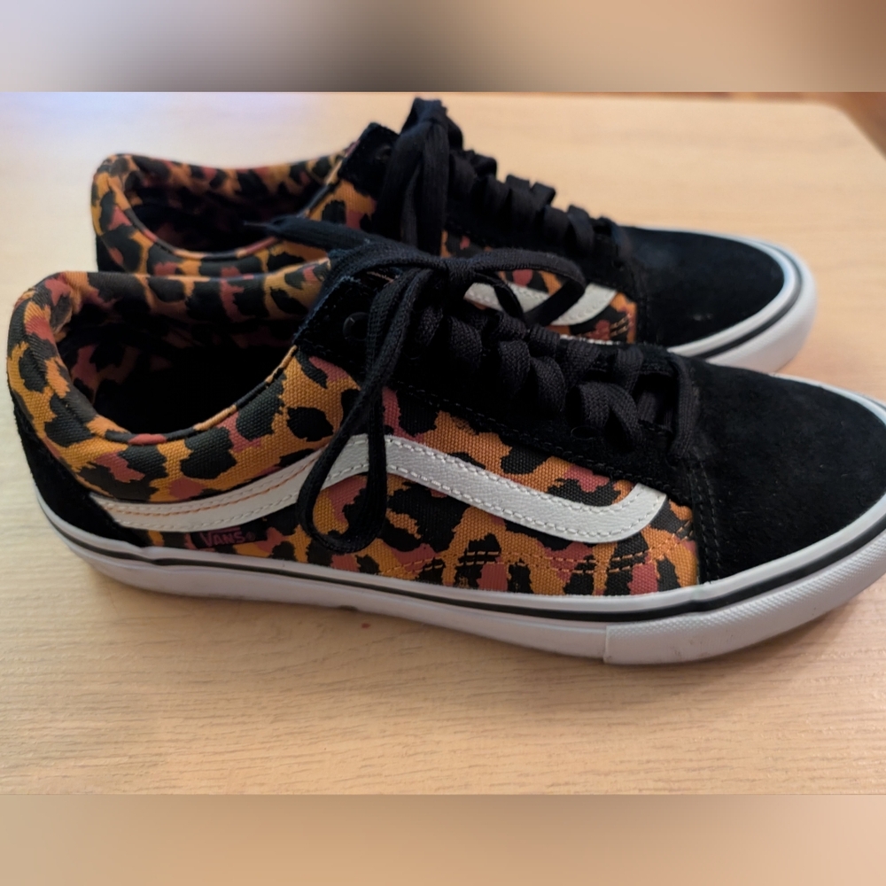 Vans Old Skool Women's Skate Shoes - Leopard/Black Size 11M